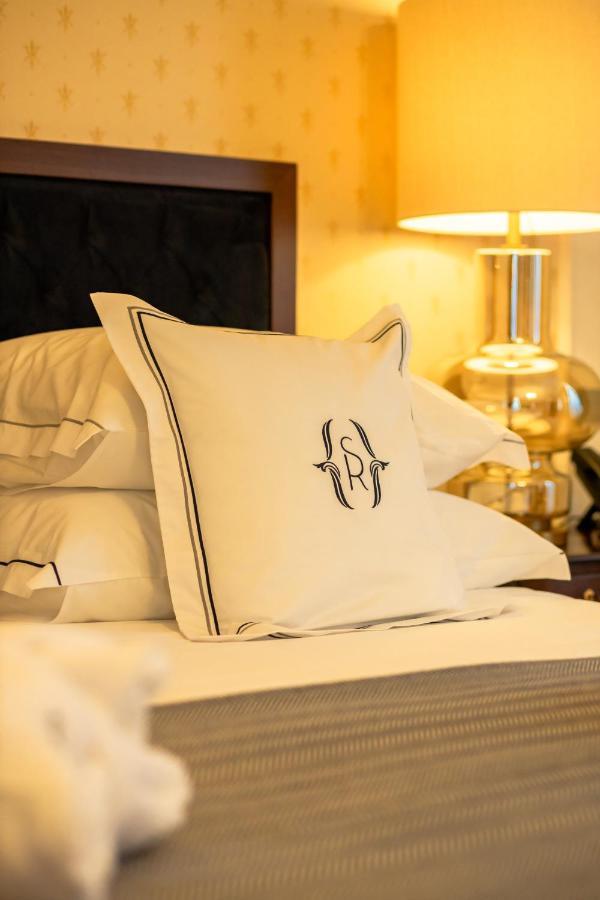 Solar Do Requeijo By Luna Hotels & Resorts Arcos de Valdevez Extérieur photo A monogram on a pillow